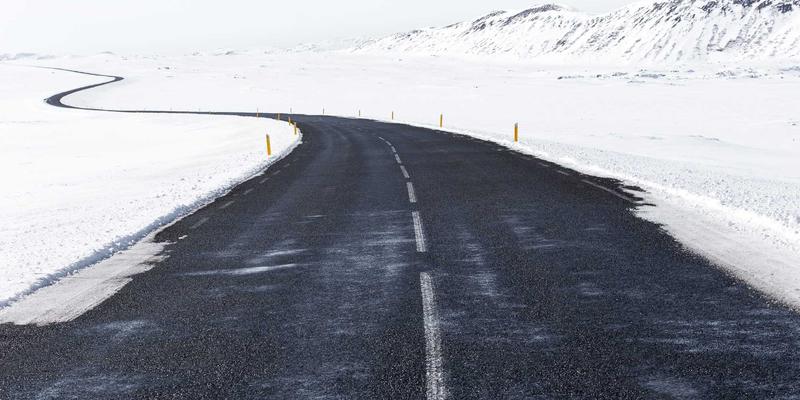 后端开发新挑战：如何通过云交换平台构建高效多云网络互联架构